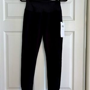 ALO Yoga Jet Black High-Waist Leggings NWT size M